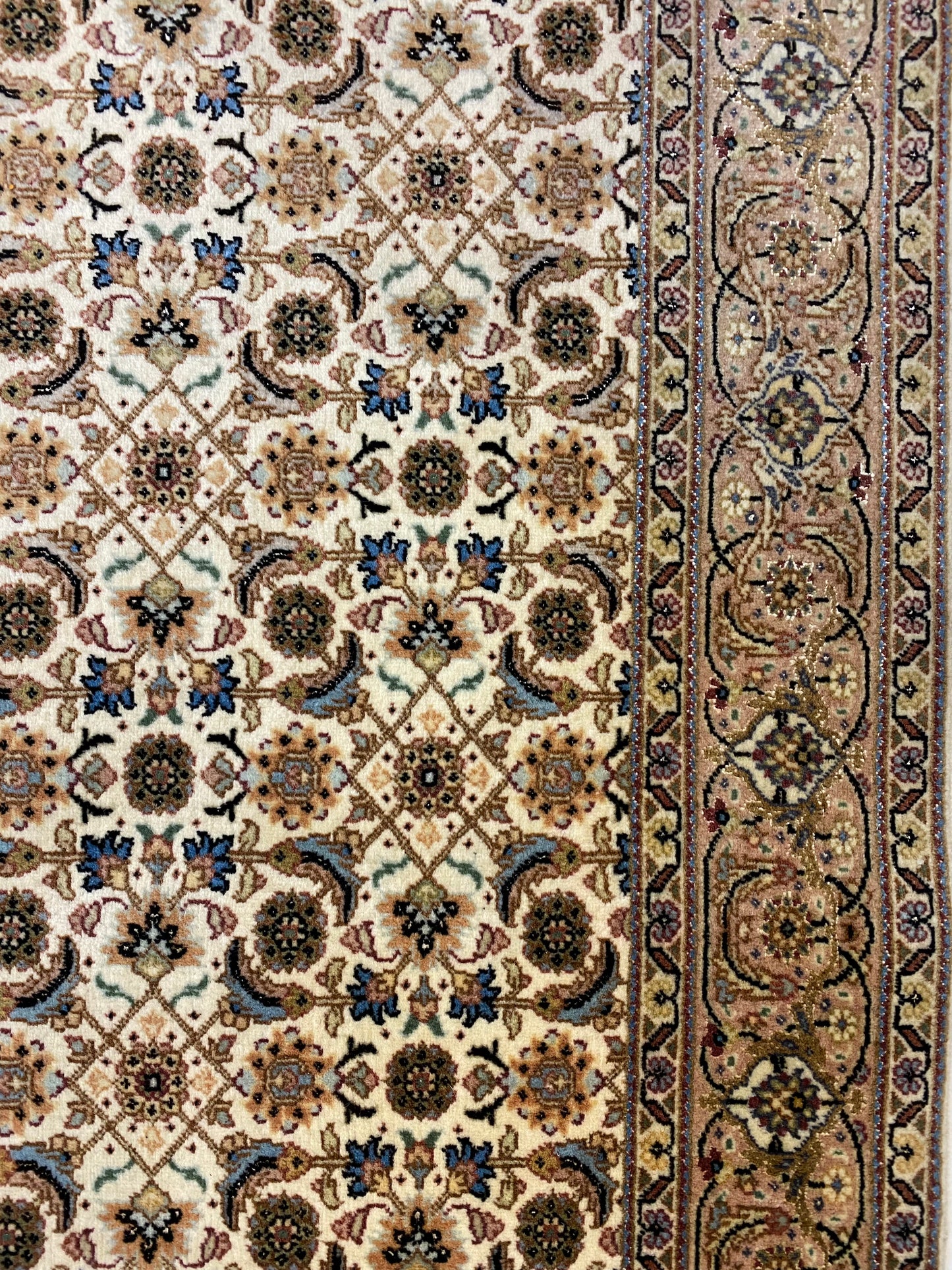Tabriz Mahi Met Zijde 159 X 101 CM