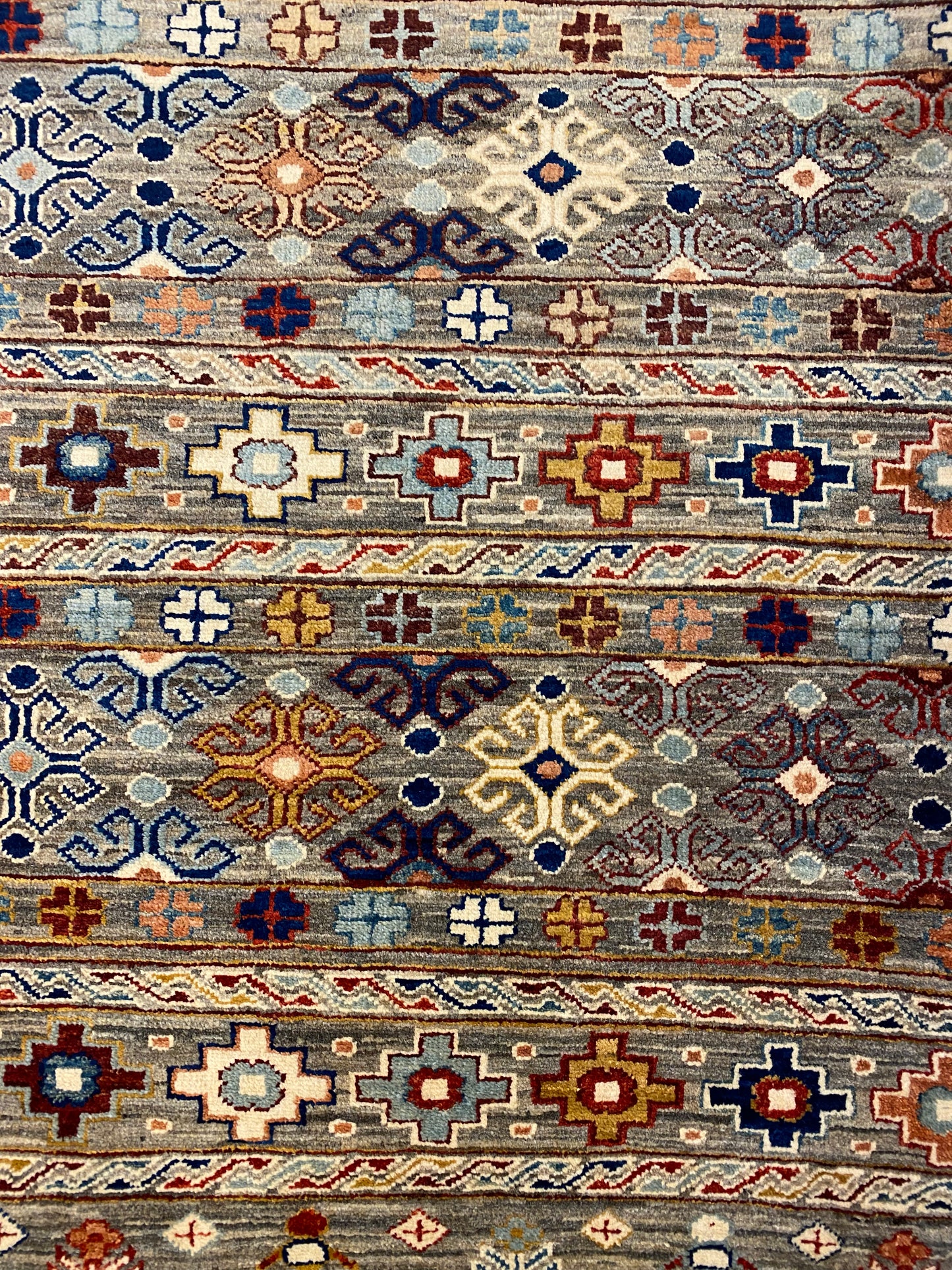 Shasavan 330 X 257 Cm
