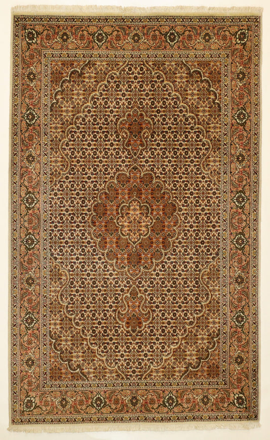 Tabriz Mahi Met Zijde 169 X 98 Cm